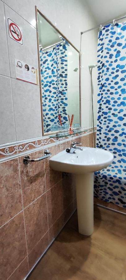 Hostal Hotel El Chato El Barraco Екстериор снимка