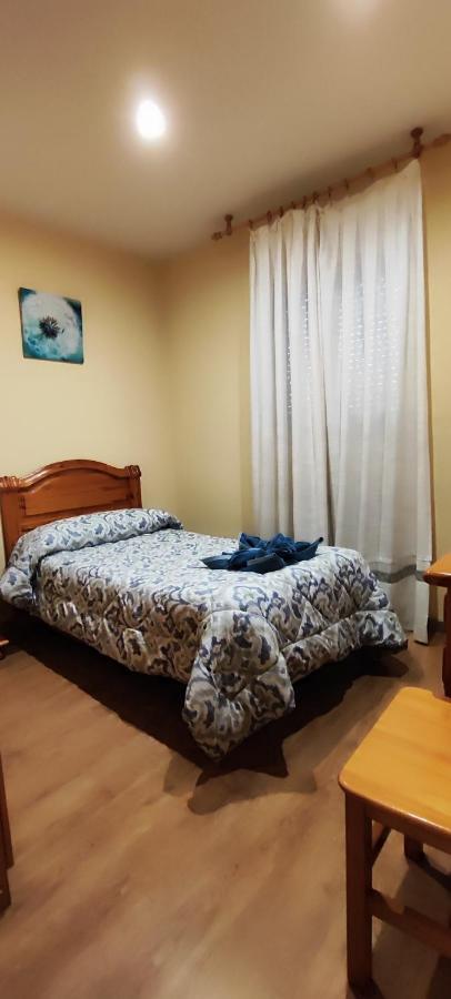 Hostal Hotel El Chato El Barraco Екстериор снимка